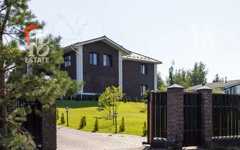 2-этажный коттедж 495.7 м² с отделкой