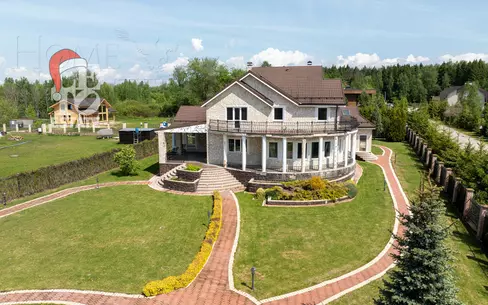 2-этажный коттедж 795 м² без отделки