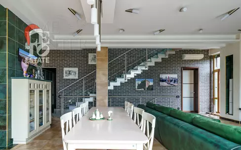 2-этажный коттедж 466 м² с отделкой