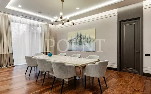 2-этажный коттедж 1 000 м² с отделкой