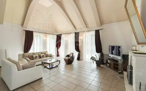 2-этажный коттедж 650 м² с отделкой