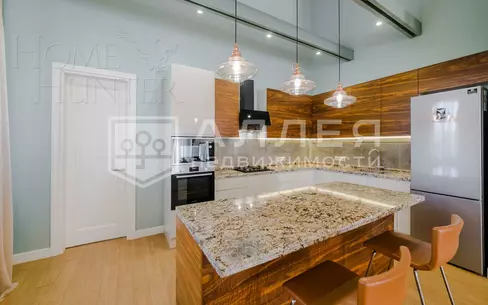 3-этажный коттедж 480 м² с отделкой