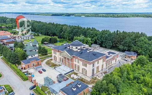 3-этажный коттедж 4 000 м² с отделкой