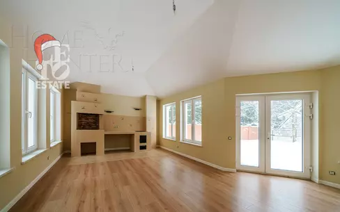 3-этажный коттедж 600 м² с отделкой