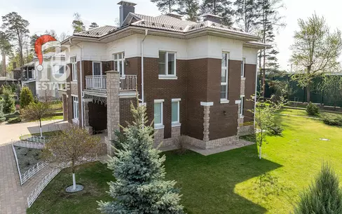 2-этажный коттедж 214 м² с отделкой