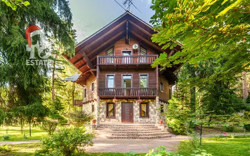 3-этажный коттедж 490 м² с отделкой