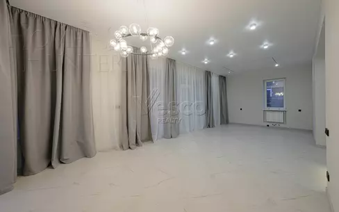 2-этажный коттедж 193 м² с отделкой