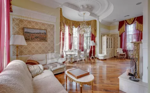 3-этажный коттедж 553 м² с отделкой