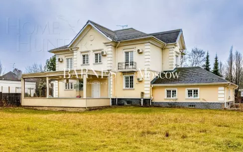 2-этажный коттедж 1 018 м² без отделки