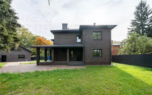 2-этажный коттедж 543.4 м² без отделки