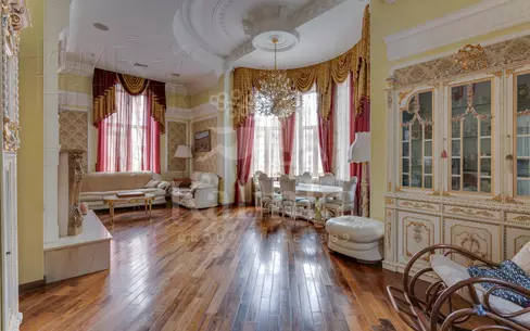 3-этажный коттедж 553 м² с отделкой