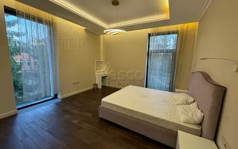 2-этажный коттедж 1 550 м² без отделки