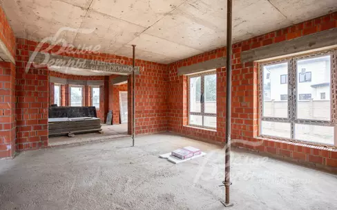 2-этажный коттедж 300 м² без отделки