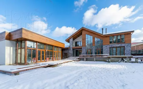 2-этажный коттедж 1 150 м² без отделки