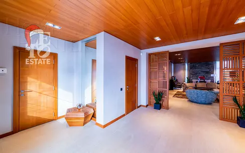 2-этажный коттедж 313 м² с отделкой