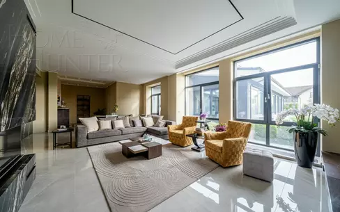 2-этажный коттедж 1 100 м² с отделкой