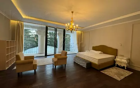 2-этажный коттедж 1 550 м² без отделки