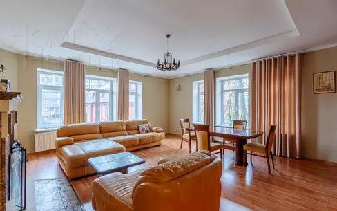 3-этажный коттедж 472 м² с отделкой