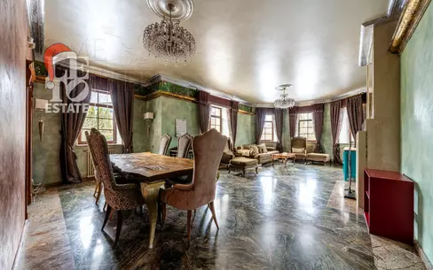 3-этажный коттедж 1 322 м² с отделкой