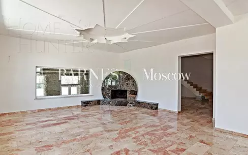 2-этажный коттедж 1 000 м² с отделкой