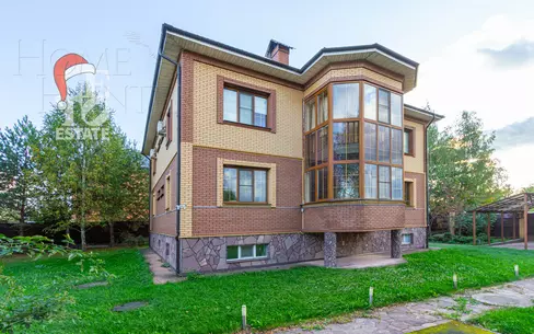 2-этажный коттедж 553.8 м² с отделкой