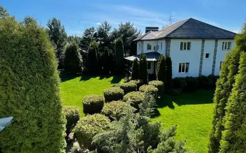 2-этажный коттедж 400 м² с отделкой