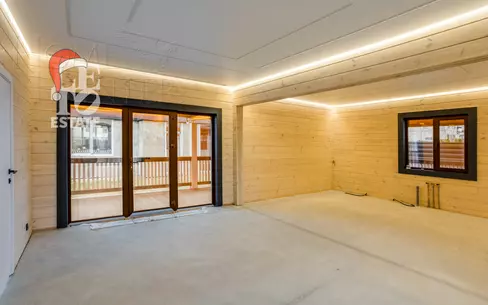 2-этажный коттедж 201.8 м² без отделки