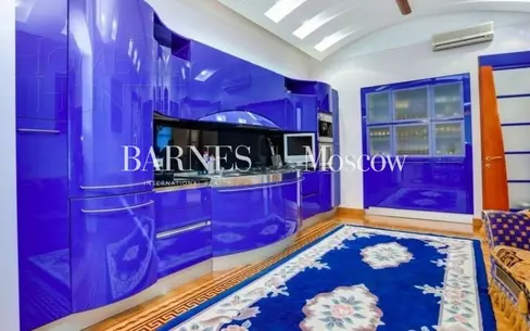 2-этажный коттедж 800 м² с отделкой