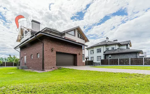 2-этажный коттедж 1 080 м² с отделкой