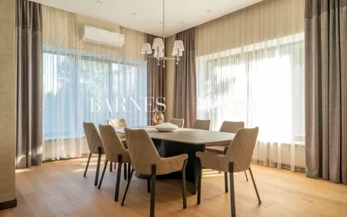 2-этажный коттедж 593 м² с отделкой