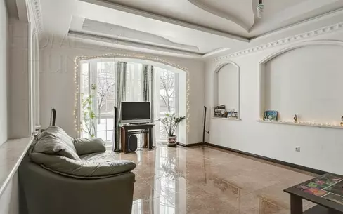 2-этажный коттедж 452 м² с отделкой