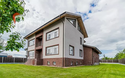 2-этажный коттедж 1 080 м² с отделкой