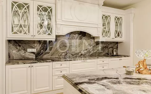 2-этажный коттедж 1 667 м² с отделкой