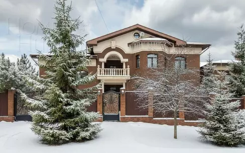 2-этажный коттедж 700 м² с отделкой