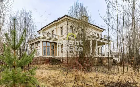 2-этажный коттедж 688 м² без отделки