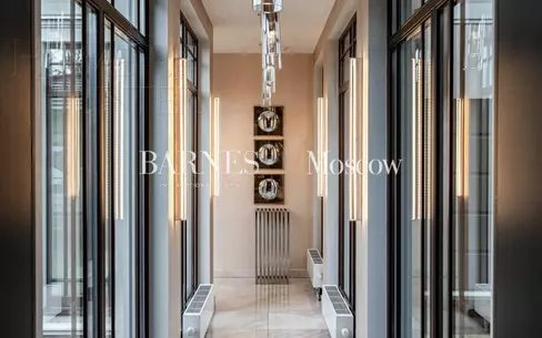 2-этажный коттедж 1 157 м² с отделкой