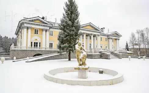 3-этажный коттедж 3 340 м² с отделкой