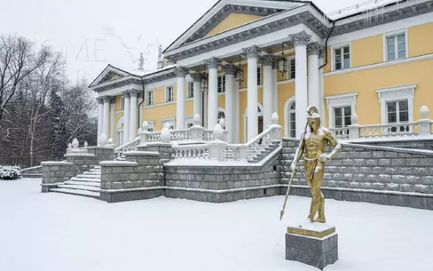 3-этажный коттедж 3 340 м² с отделкой