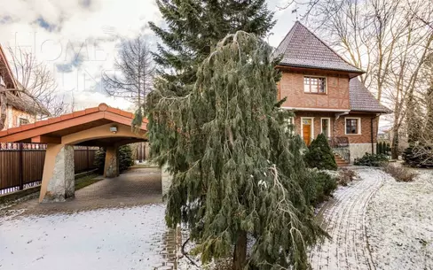 2-этажный коттедж 490 м² с отделкой