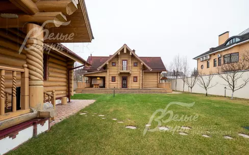 2-этажный коттедж 300 м² с отделкой