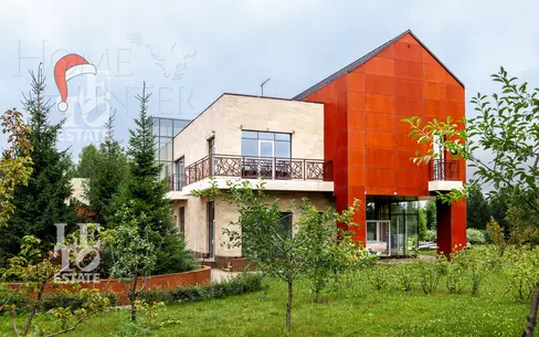 3-этажный коттедж 1 445 м² без отделки