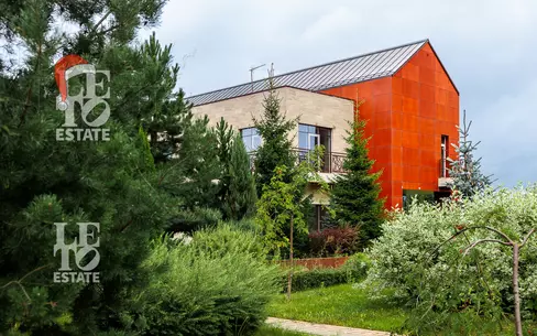 3-этажный коттедж 1 445 м² без отделки