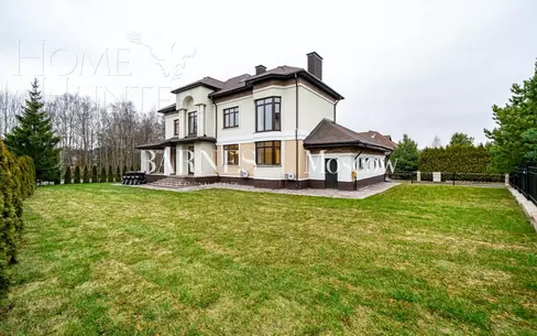 2-этажный коттедж 588 м² без отделки