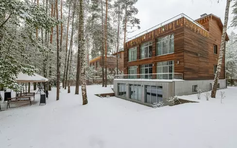 2-этажный коттедж 640 м² с отделкой