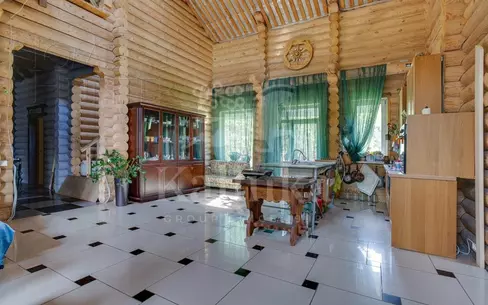 2-этажный коттедж 530 м² с отделкой