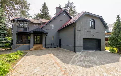 2-этажный коттедж 370 м² с отделкой