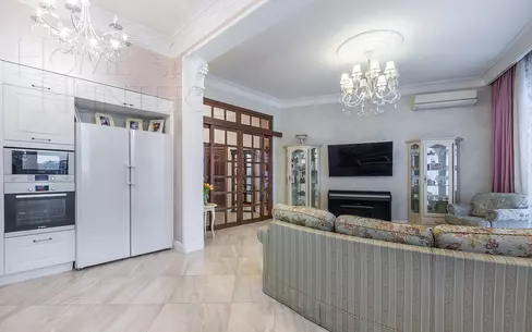 4-КОМН. КВАРТИРА С ОТДЕЛКОЙ 132.5 М² НА 4 ЭТАЖЕ