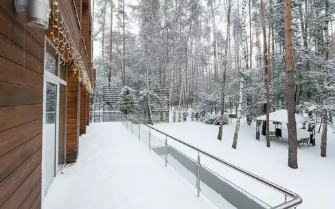 2-этажный коттедж 640 м² с отделкой