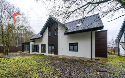 2-этажный коттедж 300 м² без отделки