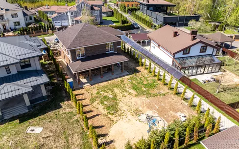 2-этажный коттедж 274 м² без отделки